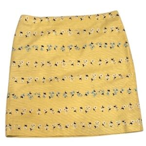 Ann Taylor floral skirt EUC,‎ size 10.